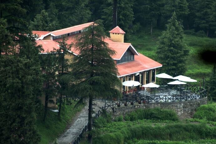 Imagen general del Hotel Aamod Dalhousie. Foto 2