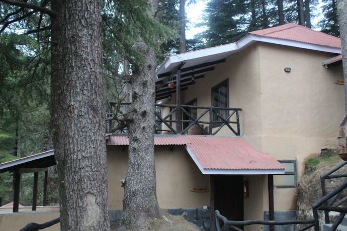 Imagen de la habitación del Hotel Aamod Dalhousie. Foto 17