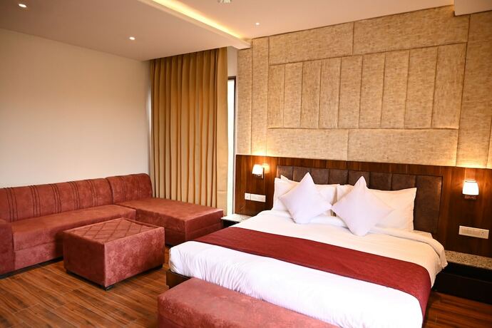 Imagen general del Hotel Aamod Suites - Dalhousie. Foto 3
