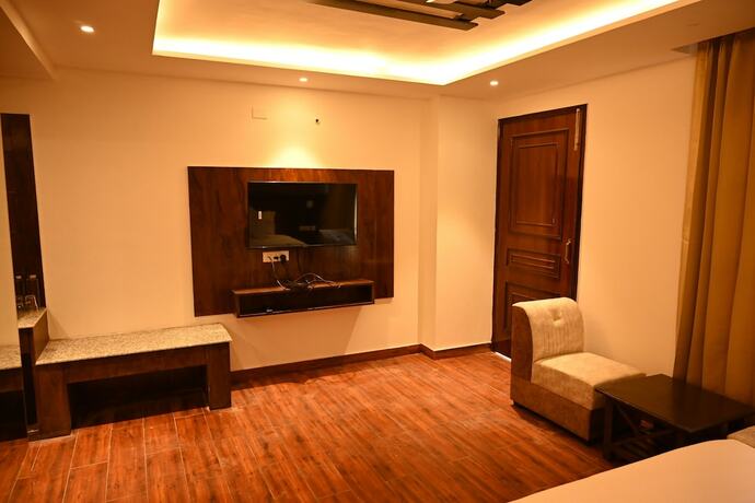 Imagen general del Hotel Aamod Suites - Dalhousie. Foto 13