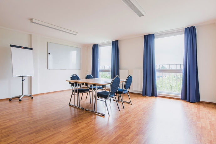 Imagen de los interiores del Hotel A&O Berlin Hauptbahnhof. Foto 10