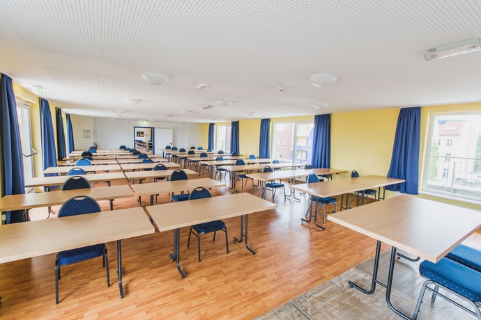 Imagen de los interiores del Hotel A&O Berlin Hauptbahnhof. Foto 12