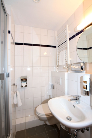 Imagen de la habitación del Hotel A&O Berlin Mitte. Foto 10