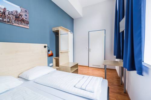 Imagen de la habitación del Hotel A&O Salzburg Hauptbahnhof. Foto 4