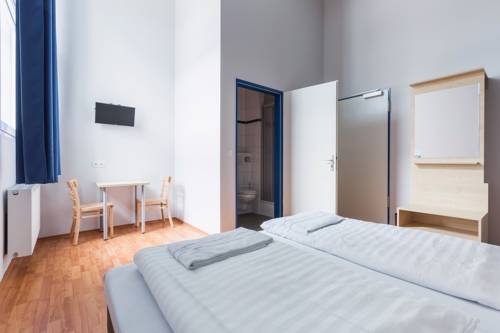 Imagen de la habitación del Hotel A&O Salzburg Hauptbahnhof. Foto 5