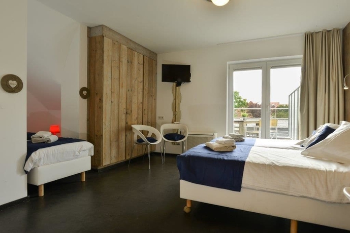 Imagen de la habitación del Hotel Aan Zee. Foto 6