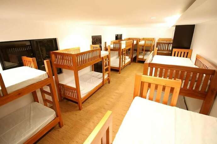 Imagen general del Hotel AandA Garden Suites. Foto 7