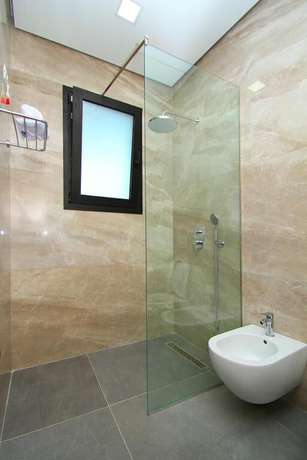 Imagen de la habitación del Hotel AandG. Foto 5