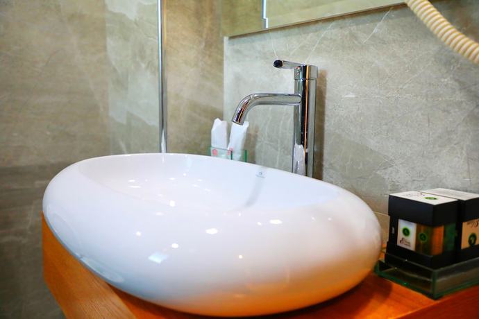 Imagen de la habitación del Hotel AandG. Foto 18