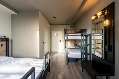 Imagen de la habitación del Hotel AandO Warsaw Wola. Foto 11