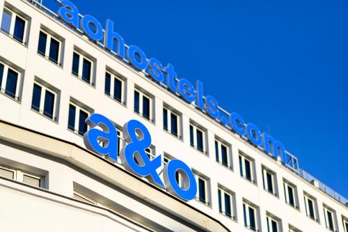 Imagen de los exteriores del Hotel AandO Warsaw Wola. Foto 14