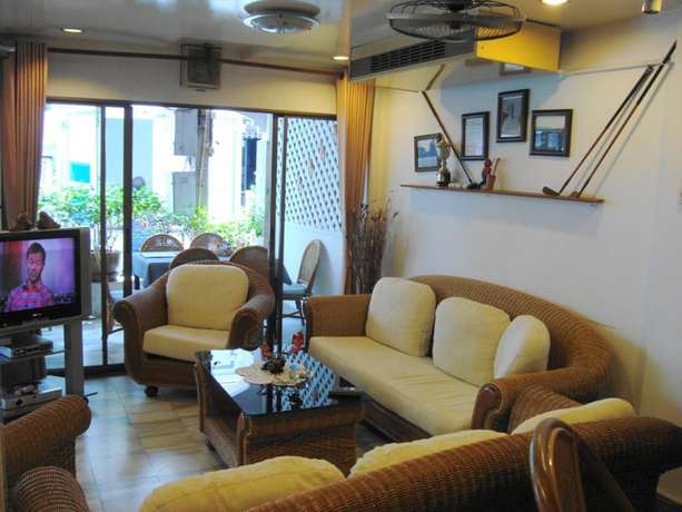 Imagen de los interiores del Hotel Aandb. Foto 18