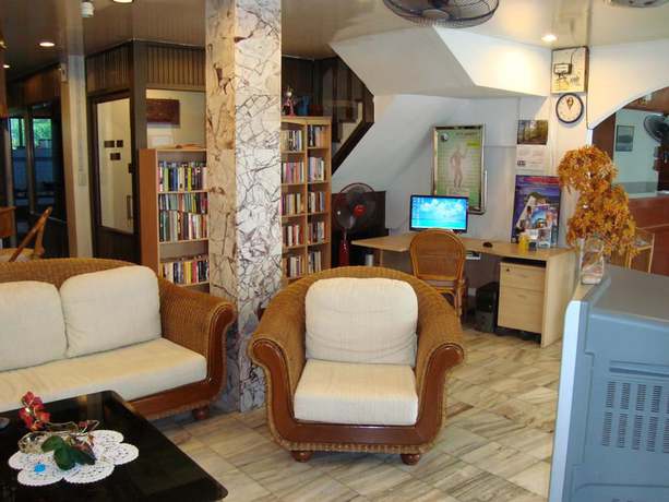 Imagen de los interiores del Hotel Aandb. Foto 19