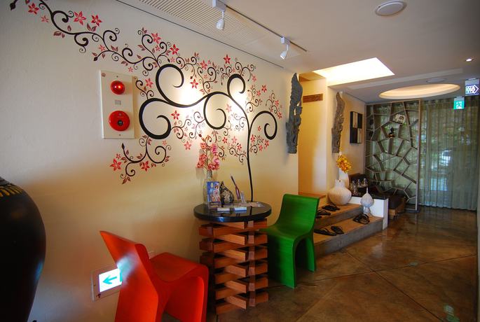 Imagen de los interiores del Hotel Aandl Inn. Foto 13