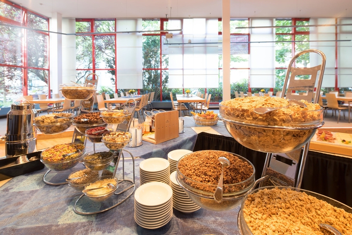 Imagen del bar/restaurante del Hotel Aando Berlin Kolumbus. Foto 5