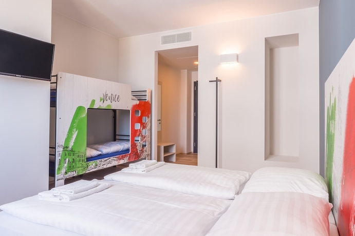 Imagen de la habitación del Hotel Aando Hostel Venezia Mestre. Foto 12