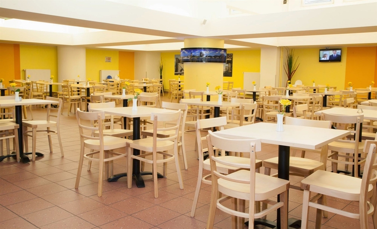 Imagen del bar/restaurante del Hotel Aando Köln Neumarkt. Foto 5