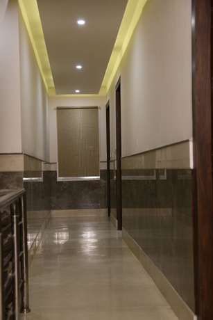 Imagen de los interiores del Hotel Aangan Regency. Foto 17