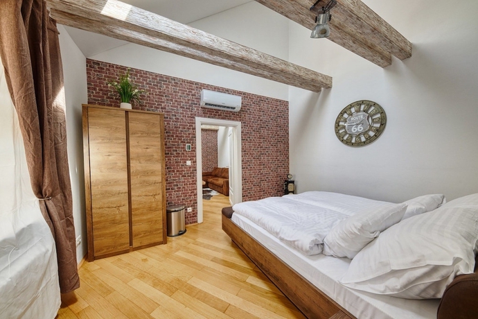 Imagen de la habitación del Hotel Aapartamentoos. Foto 15