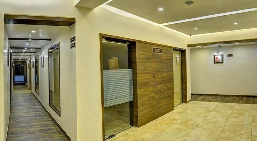 Imagen de los interiores del Hotel Aaram Orchard. Foto 17
