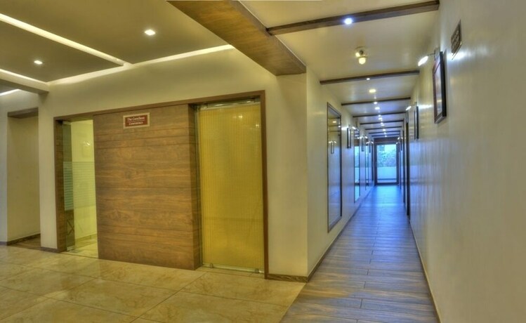 Imagen de los interiores del Hotel Aaram Orchard. Foto 20