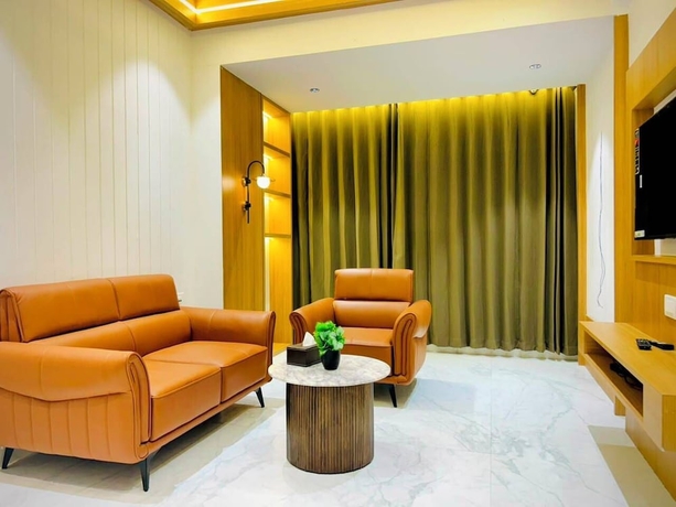 Imagen de la habitación del Hotel Aarambh by The Sky Imperial Jamnagar. Foto 2