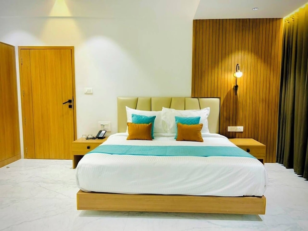 Imagen de la habitación del Hotel Aarambh by The Sky Imperial Jamnagar. Foto 14