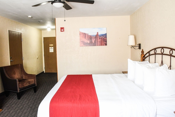 Imagen de la habitación del Hotel Aarchway Inn. Foto 5