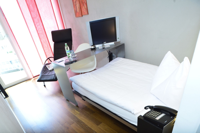 Imagen de la habitación del Hotel Aare Thun. Foto 12