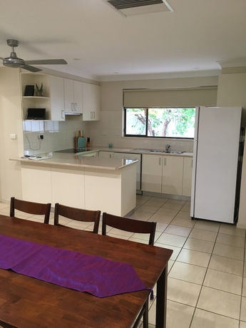 Imagen de la habitación del Hotel Aarinda Holiday Apartments. Foto 6