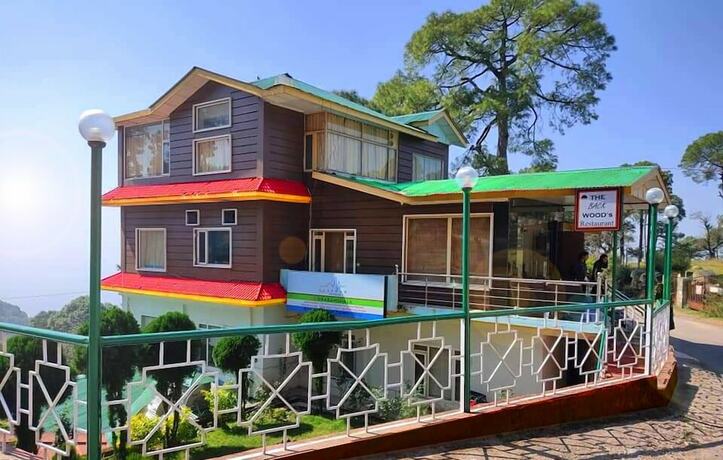 Imagen general del Hotel Aaroham By Aamod Dharamshala. Foto 8