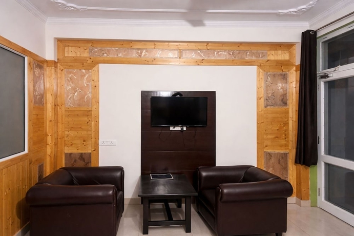 Imagen de la habitación del Hotel Aaroham Retreat. Foto 15