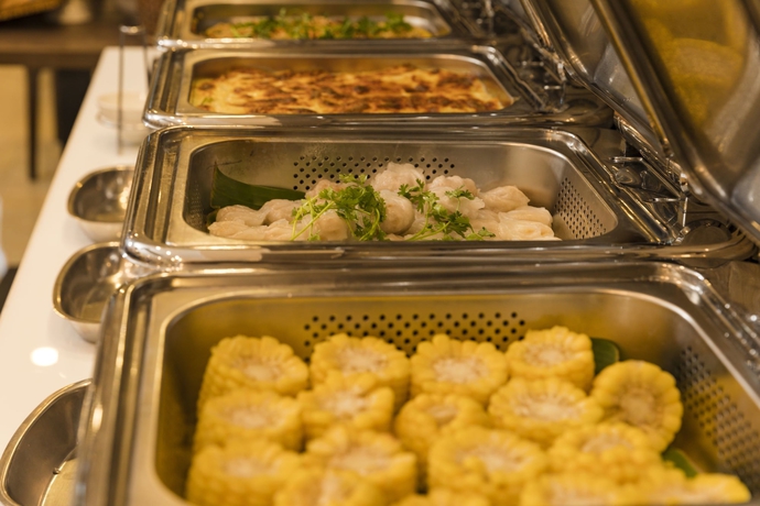 Imagen del bar/restaurante del Hotel Aaron, Nha Trang. Foto 9