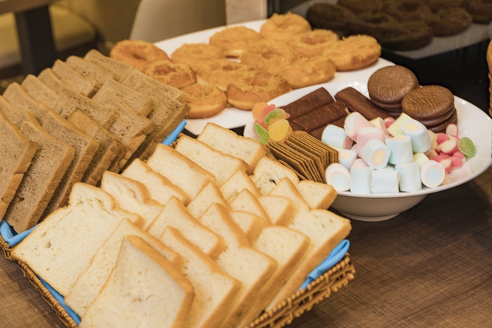 Imagen del bar/restaurante del Hotel Aaron, Nha Trang. Foto 12