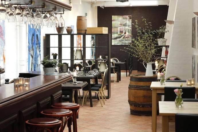 Imagen del bar/restaurante del Hotel Aars. Foto 2