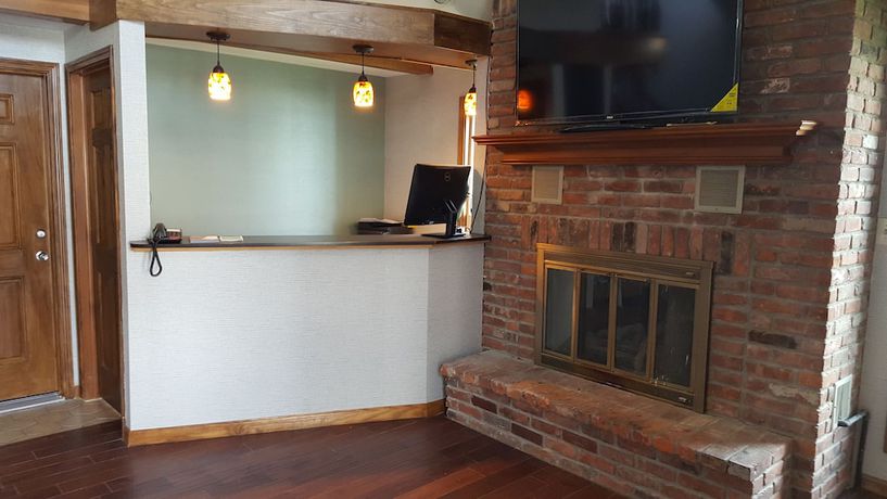 Imagen del bar/restaurante del Hotel Aartpark Inn At Lewiston. Foto 2