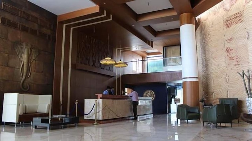 Imagen general del Hotel Aarya Grand Hotels and Resorts. Foto 15