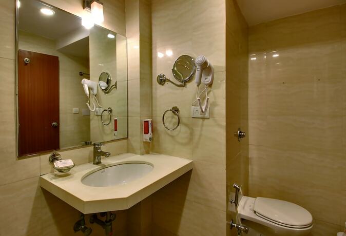 Imagen de la habitación del Hotel Aarya Grand Hotels and Resorts. Foto 19