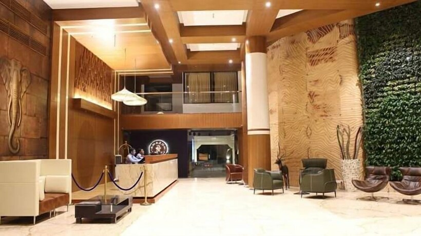 Imagen de los interiores del Hotel Aarya Grand Hotels and Resorts. Foto 26