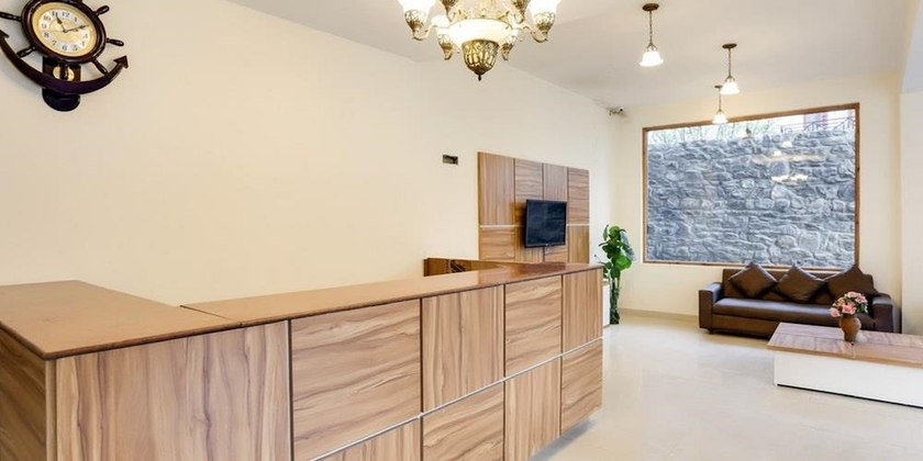 Imagen de la piscina del Hotel Aash Manali Retreat Spa and Resort. Foto 9