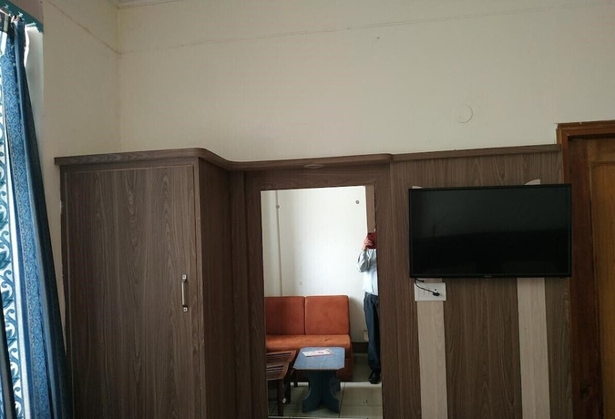 Imagen de la habitación del Hotel Aashirwad. Foto 2