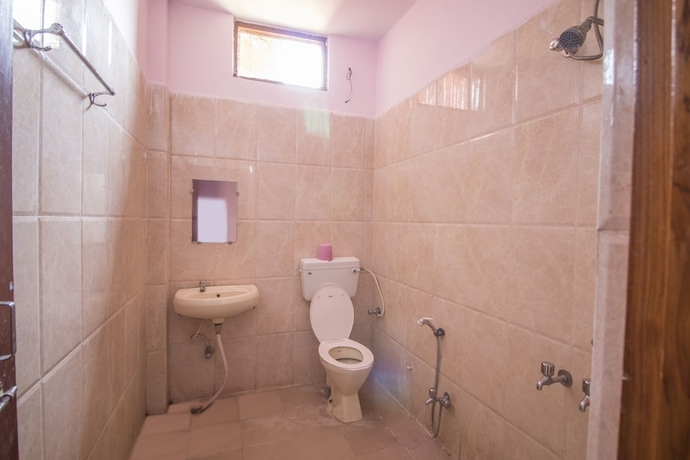 Imagen de la habitación del Hotel Aashirwad Guest House. Foto 10