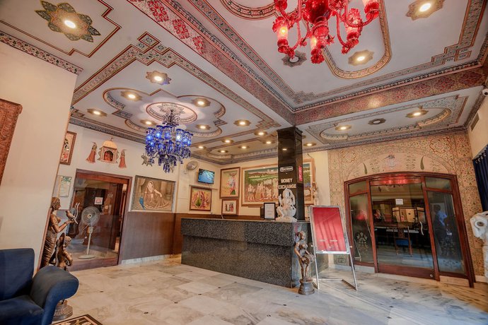 Imagen de los interiores del Hotel Aashish. Foto 18