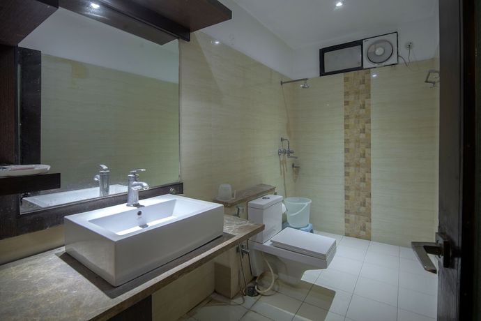 Imagen de la habitación del Hotel Aashish. Foto 16