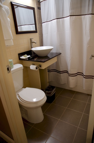 Imagen de la habitación del Hotel Aashram By Niagara River. Foto 13