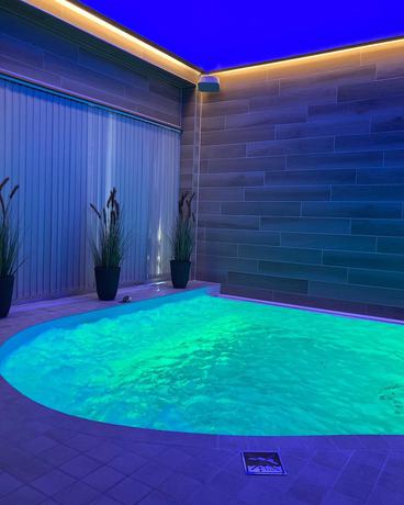 Imagen de la piscina del Hotel Aateli Hillside. Foto 18