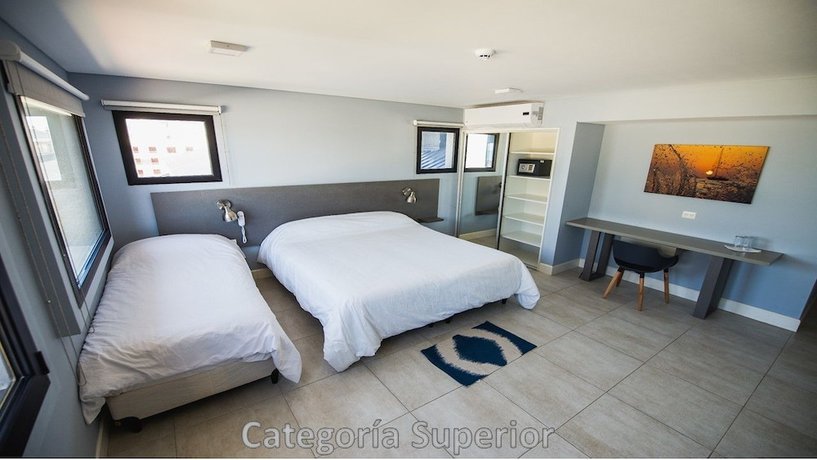 Imagen de la habitación del Hotel Aatrac. Foto 12
