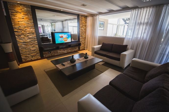 Imagen de los interiores del Hotel Aatrac. Foto 20