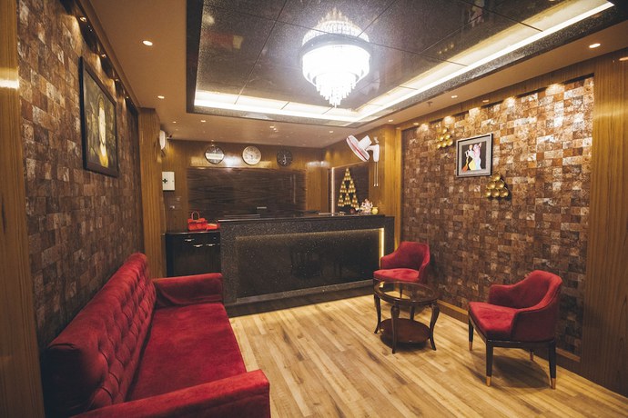 Imagen de los interiores del Hotel Aavas Inn. Foto 19