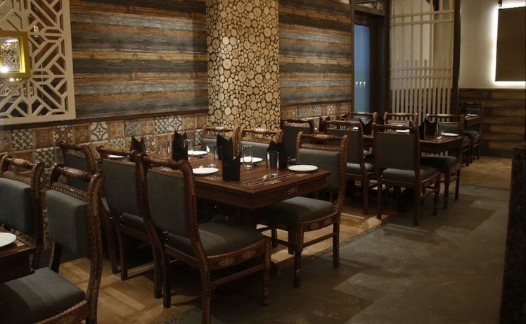Imagen del bar/restaurante del Hotel Ab Clarks Inn Jalandhar. Foto 5